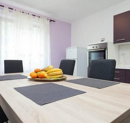 Apartment Helena Pula Luaran gambar
